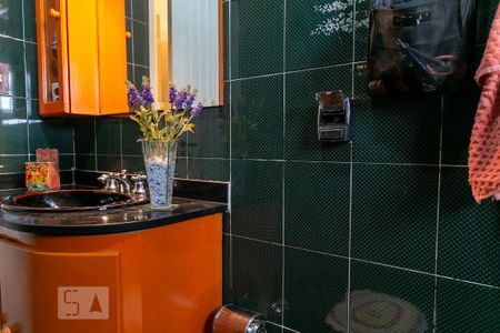 Casa à venda com 475m², 4 quartos e 5 vagas Casa à venda com 475m², 4 quartos e 5 vagasBanheiro suíte 2