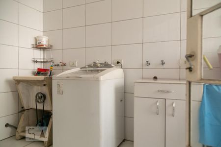 Casa à venda com 475m², 4 quartos e 5 vagas Casa à venda com 475m², 4 quartos e 5 vagasÁrea de serviço