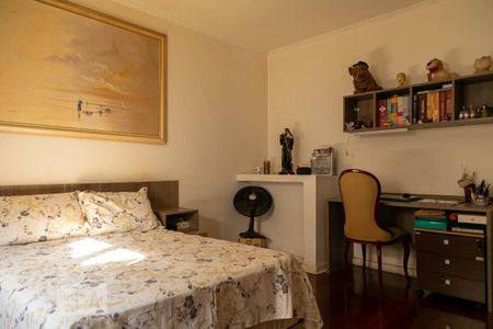 Casa à venda com 475m², 4 quartos e 5 vagas Casa à venda com 475m², 4 quartos e 5 vagasSuíte 2