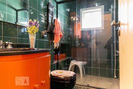 Casa à venda com 475m², 4 quartos e 5 vagas Casa à venda com 475m², 4 quartos e 5 vagasBanheiro suíte 2