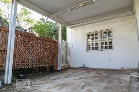 Casa à venda com 475m², 4 quartos e 5 vagas Casa à venda com 475m², 4 quartos e 5 vagasGaragem frente