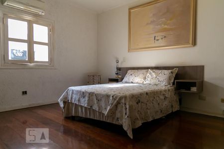 Casa à venda com 475m², 4 quartos e 5 vagas Casa à venda com 475m², 4 quartos e 5 vagasSuíte 2