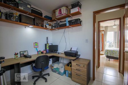 Casa de condomínio à venda com 90m², 2 quartos e 2 vagasQuarto
