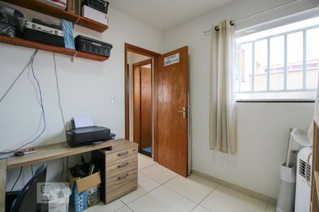 Casa de condomínio à venda com 90m², 2 quartos e 2 vagasQuarto