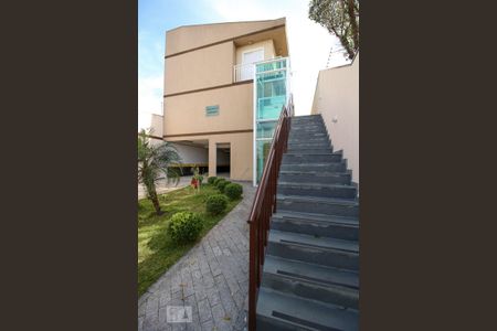 Casa de condomínio à venda com 90m², 2 quartos e 2 vagasElevador Acessível  e escada