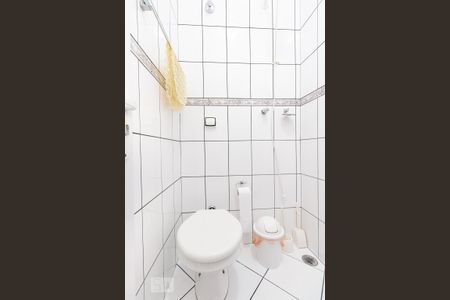 Casa à venda com 210m², 3 quartos e 2 vagasBanheiro de serviço