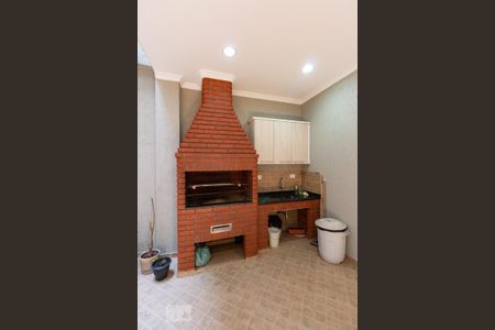 Casa à venda com 210m², 3 quartos e 2 vagasChurrasqueira