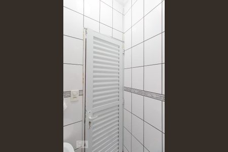 Casa à venda com 210m², 3 quartos e 2 vagasBanheiro de serviço