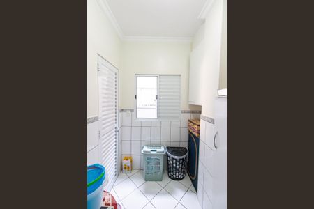 Casa à venda com 210m², 3 quartos e 2 vagasQuarto de serviço