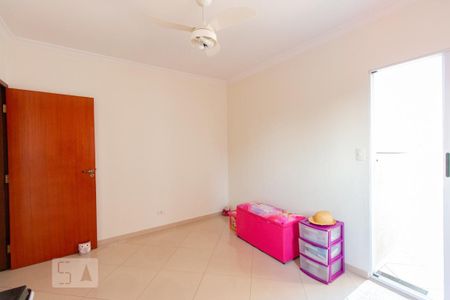 Casa à venda com 210m², 3 quartos e 2 vagasQuarto 2