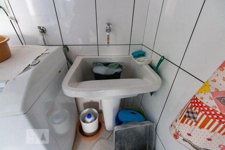 Casa à venda com 210m², 3 quartos e 2 vagas Casa à venda com 210m², 3 quartos e 2 vagasLavanderia