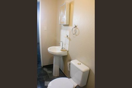 Apartamento à venda com 45m², 2 quartos e sem vaga Apartamento à venda com 45m², 2 quartos e sem vagaBanheiro