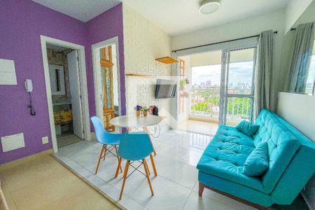 Sala/Cozinha de apartamento para alugar com 1 quarto, 30m² em Alto de Pinheiros, São Paulo