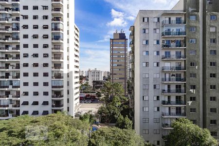 Vista da Sala / Suíte de apartamento à venda com 3 quartos, 107m² em Campo Belo, São Paulo