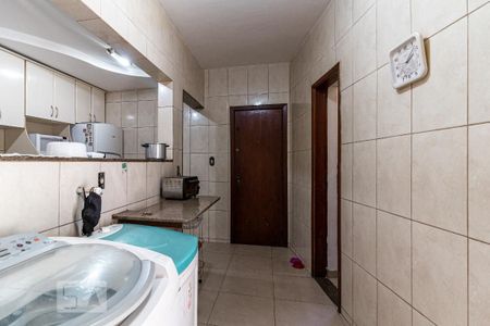 Apartamento à venda com 200m², 3 quartos e 4 vagas Apartamento à venda com 200m², 3 quartos e 4 vagasÁrea de serviço