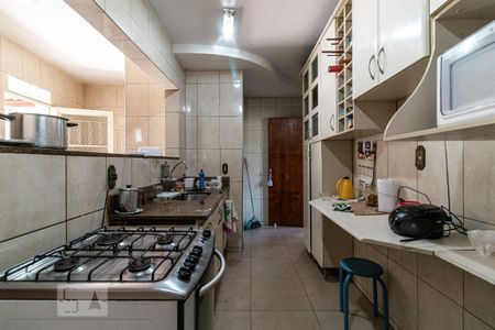 Apartamento à venda com 200m², 3 quartos e 4 vagas Apartamento à venda com 200m², 3 quartos e 4 vagasCozinha