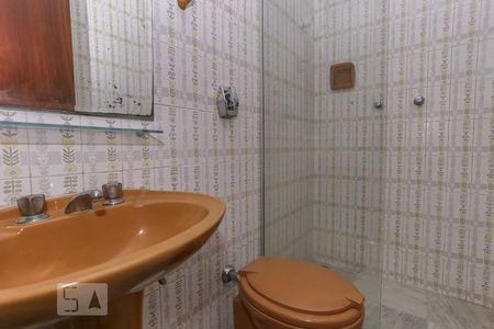 Apartamento à venda com 117m², 3 quartos e 1 vaga Apartamento à venda com 117m², 3 quartos e 1 vagaBanheiro 2
