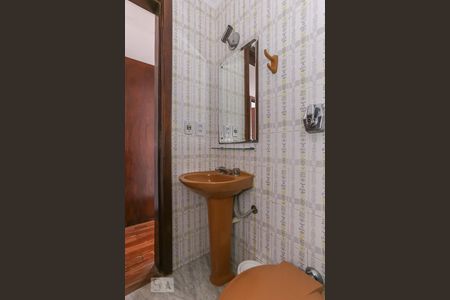 Apartamento à venda com 117m², 3 quartos e 1 vaga Apartamento à venda com 117m², 3 quartos e 1 vagaBanheiro 2