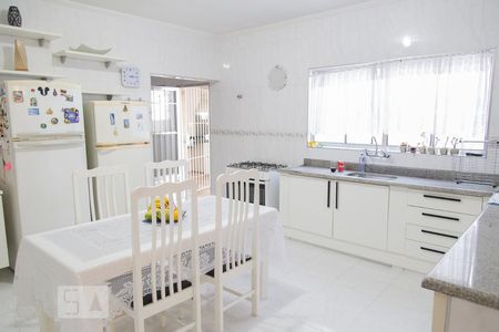 Casa à venda com 315m², 4 quartos e 5 vagasCozinha