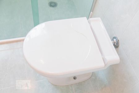 Casa à venda com 315m², 4 quartos e 5 vagasBanheiro Social