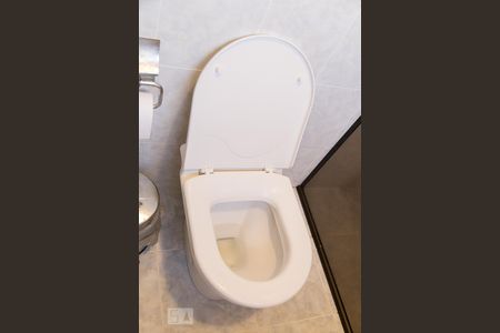 Casa à venda com 315m², 4 quartos e 5 vagasBanheiro do Quarto 3