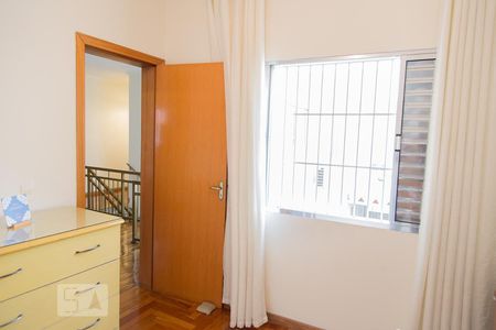Casa à venda com 315m², 4 quartos e 5 vagasEscritório