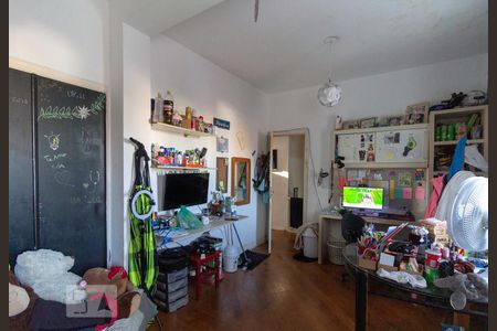 Casa à venda com 200m², 3 quartos e 3 vagasQuarto 2