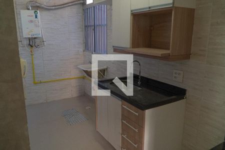 Apartamento à venda com 40m², 2 quartos e sem vaga Apartamento à venda com 40m², 2 quartos e sem vagaCozinha e Área de Serviço