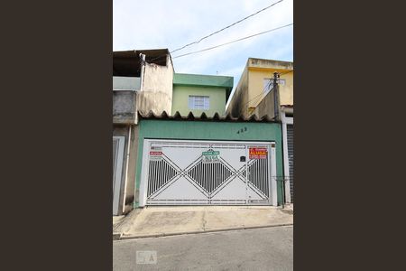 Casa para alugar com 75m², 1 quarto e 1 vagaFachada