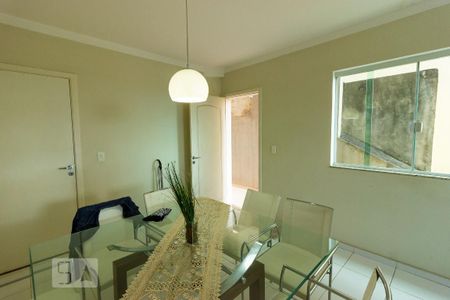 Sala Jantar de casa de condomínio para alugar com 3 quartos, 250m² em Jardim Rio das Pedras, Cotia