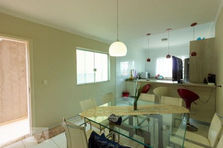 Sala Jantar de casa de condomínio para alugar com 3 quartos, 250m² em Jardim Rio das Pedras, Cotia