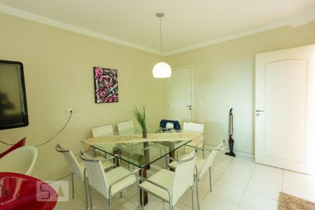 Sala Jantar de casa de condomínio para alugar com 3 quartos, 250m² em Jardim Rio das Pedras, Cotia