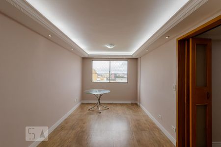 Sala de apartamento para alugar com 2 quartos, 67m² em Jardim Patente Novo, São Paulo