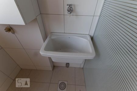 Apartamento para alugar com 65m², 3 quartos e 1 vagaÁrea de Serviço