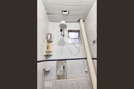 Casa à venda com 200m², 2 quartos e 2 vagas Casa à venda com 200m², 2 quartos e 2 vagasBanheiro