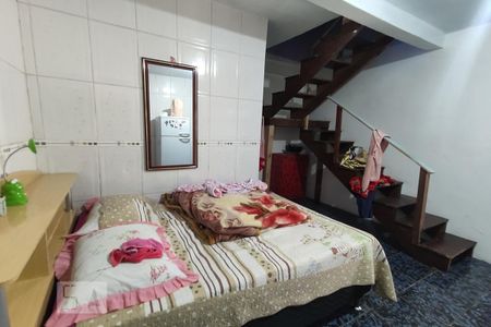 Casa à venda com 200m², 2 quartos e 2 vagas Casa à venda com 200m², 2 quartos e 2 vagasQuarto 1
