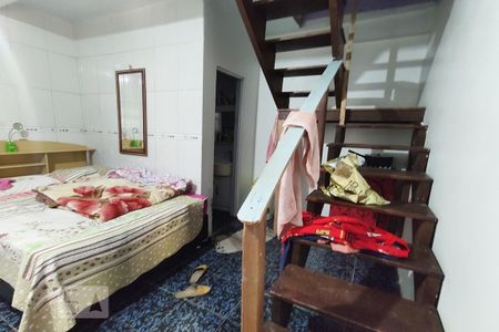 Casa à venda com 200m², 2 quartos e 2 vagas Casa à venda com 200m², 2 quartos e 2 vagasQuarto 1
