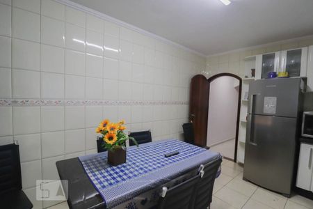 Casa para alugar com 210m², 3 quartos e 2 vagasCozinha