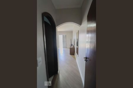 Casa para alugar com 210m², 3 quartos e 2 vagas Casa para alugar com 210m², 3 quartos e 2 vagasSuíte 2