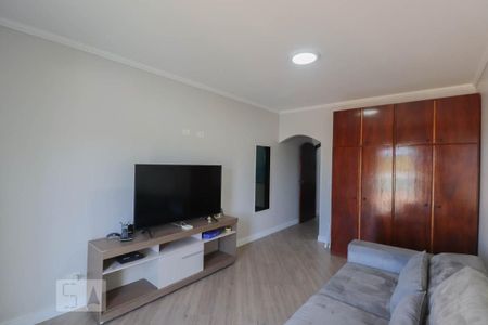 Casa para alugar com 210m², 3 quartos e 2 vagasSuíte 2