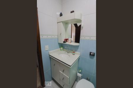 Casa para alugar com 210m², 3 quartos e 2 vagas Casa para alugar com 210m², 3 quartos e 2 vagasBanheiro da Suíte 2