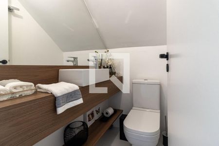 Casa à venda com 152m², 3 quartos e 1 vagaLavabo