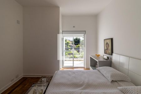 Casa à venda com 152m², 3 quartos e 1 vagaSuíte 1