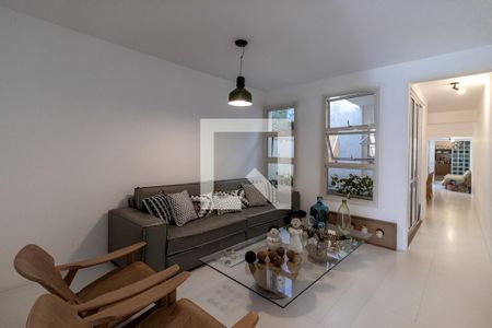 Sala de casa à venda com 3 quartos, 152m² em Vila Nova Conceição, São Paulo