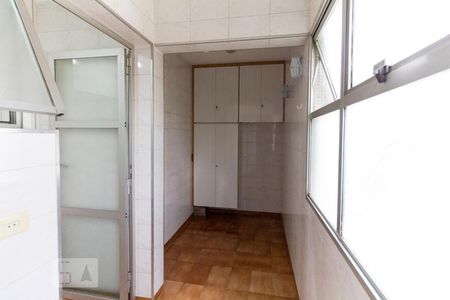 Apartamento à venda com 67m², 2 quartos e 2 vagasÁrea de Serviço