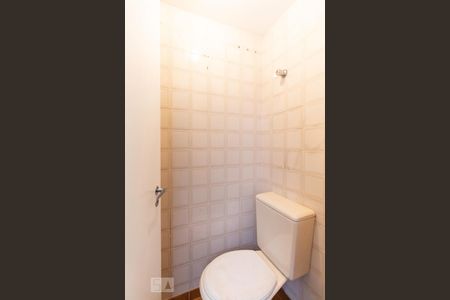 Apartamento à venda com 67m², 2 quartos e 2 vagasBanheiro de Serviço