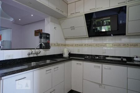 Casa à venda com 270m², 5 quartos e 2 vagasCozinha