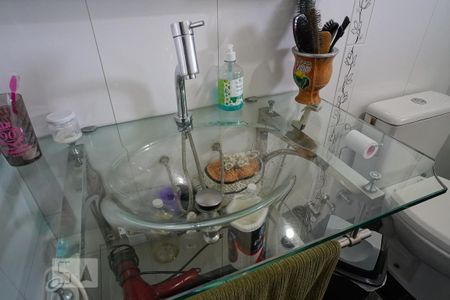 Casa à venda com 270m², 5 quartos e 2 vagasBanheiro