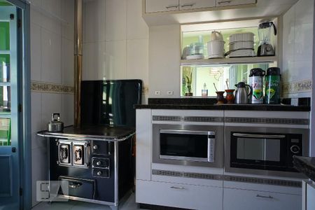 Casa à venda com 270m², 5 quartos e 2 vagasCozinha