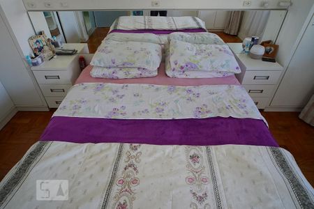 Casa à venda com 270m², 5 quartos e 2 vagasQuarto 2